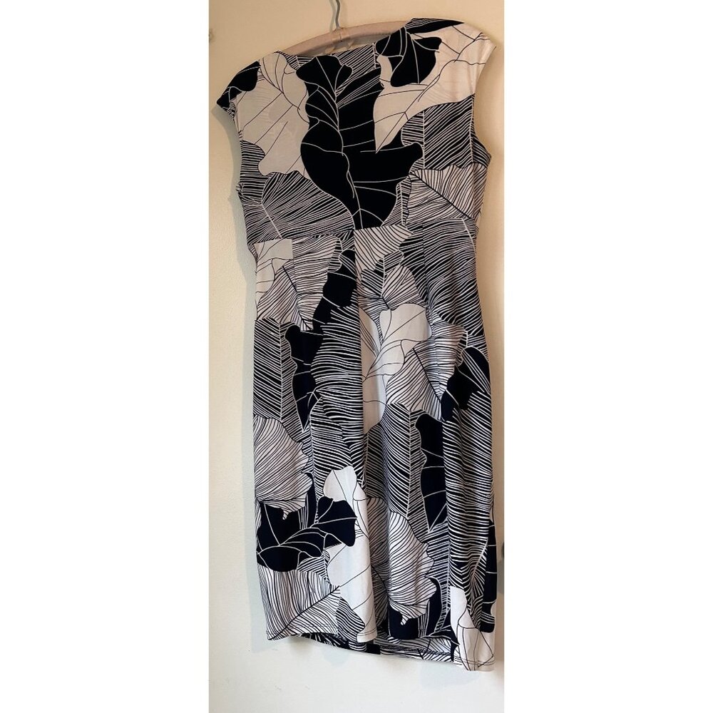 LAUREN RALPH LAUREN Dress Size 12 Black White Floral ruched Sleeveless stretch V - Picture 12 of 15
